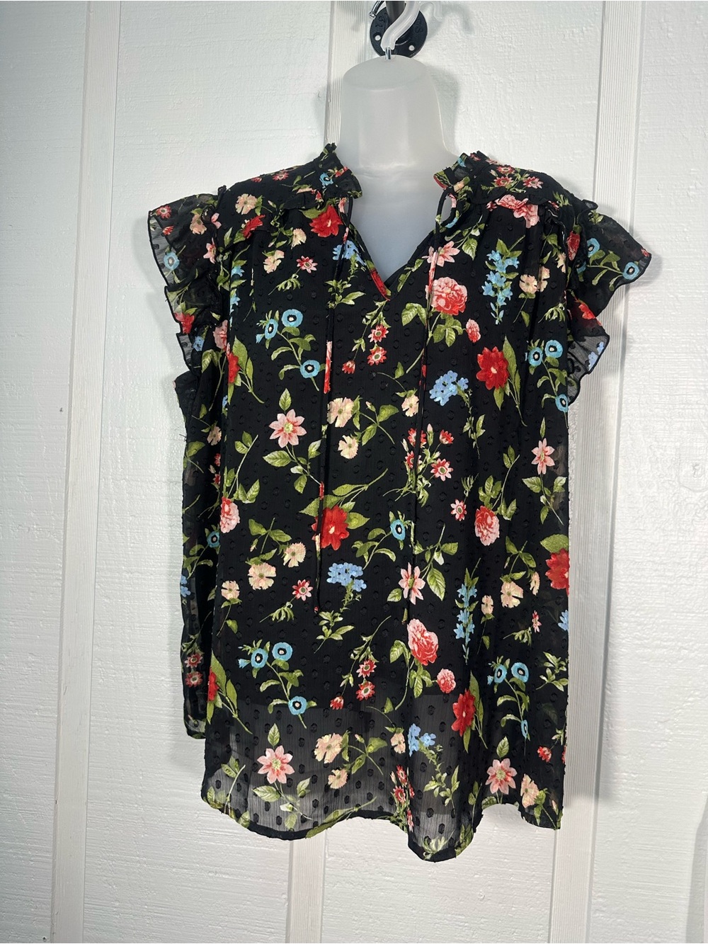 Tamara H Women’s Black Floral Top Size 1X EUC